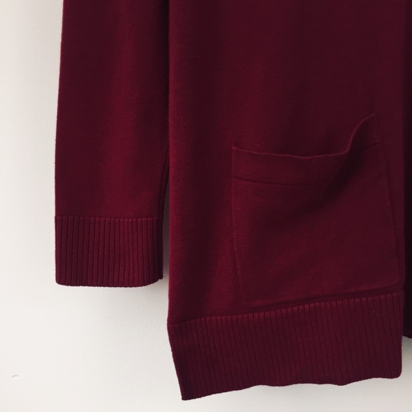 Jeanne Pierre V-Neck Sweater Top - Picture 4 of 5